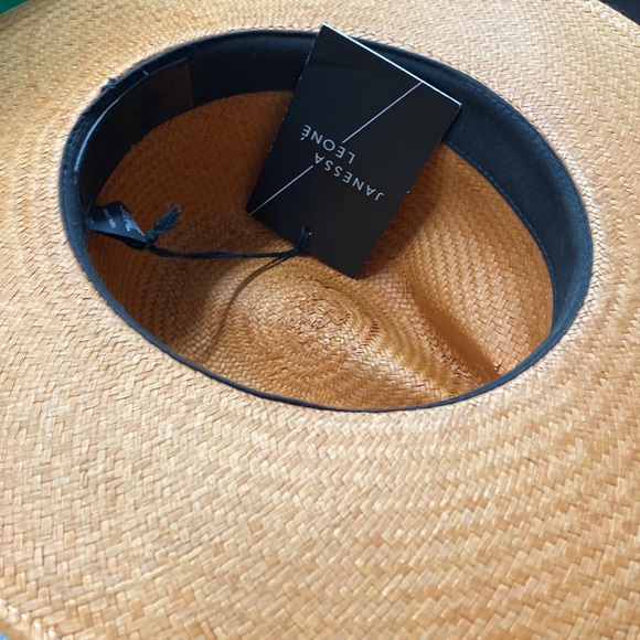 NWT Janessa Leone Panton Straw Hat - Picture 6 of 16
